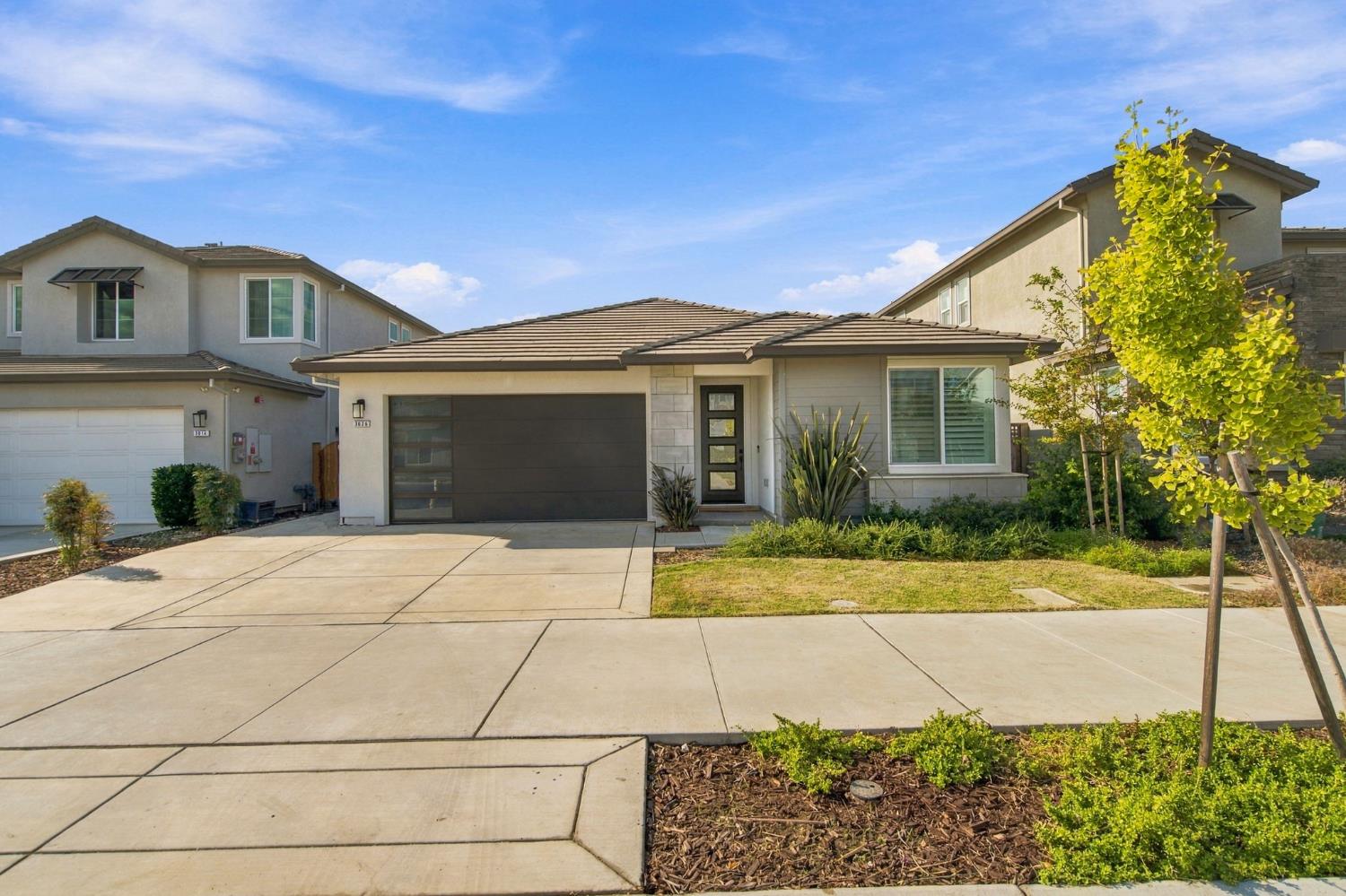3026 Mulholland Drive