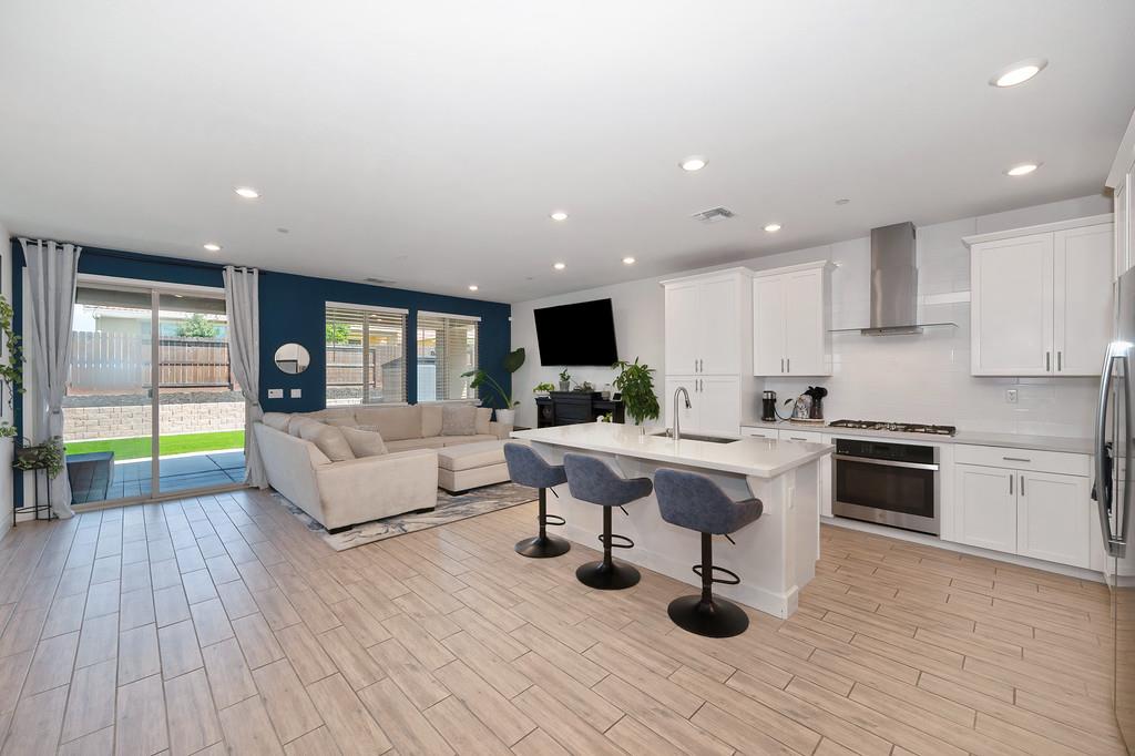 7808 Nutmeg Lane