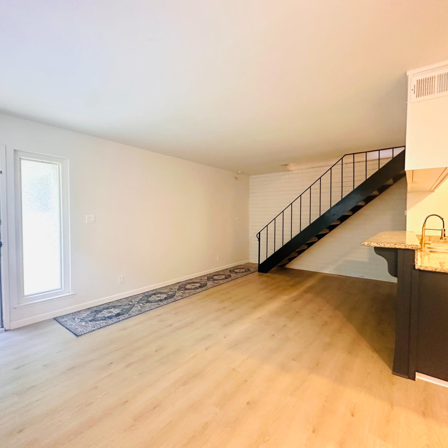 5097 Connecticut Drive 3