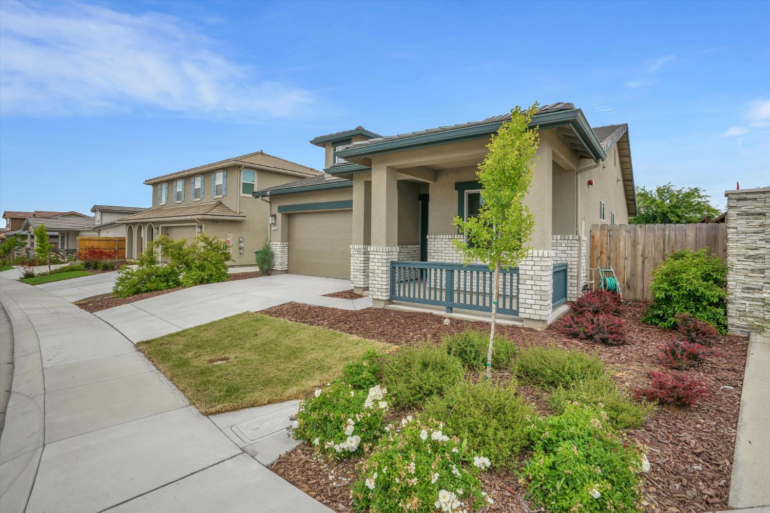 1039 Longview Drive
