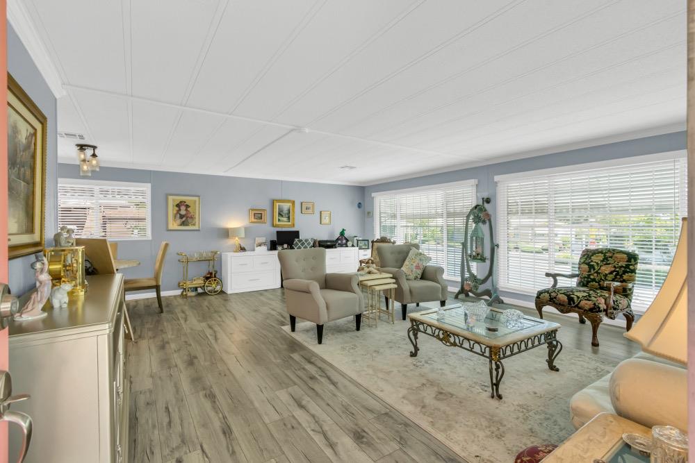 198 Shadowbrook Drive