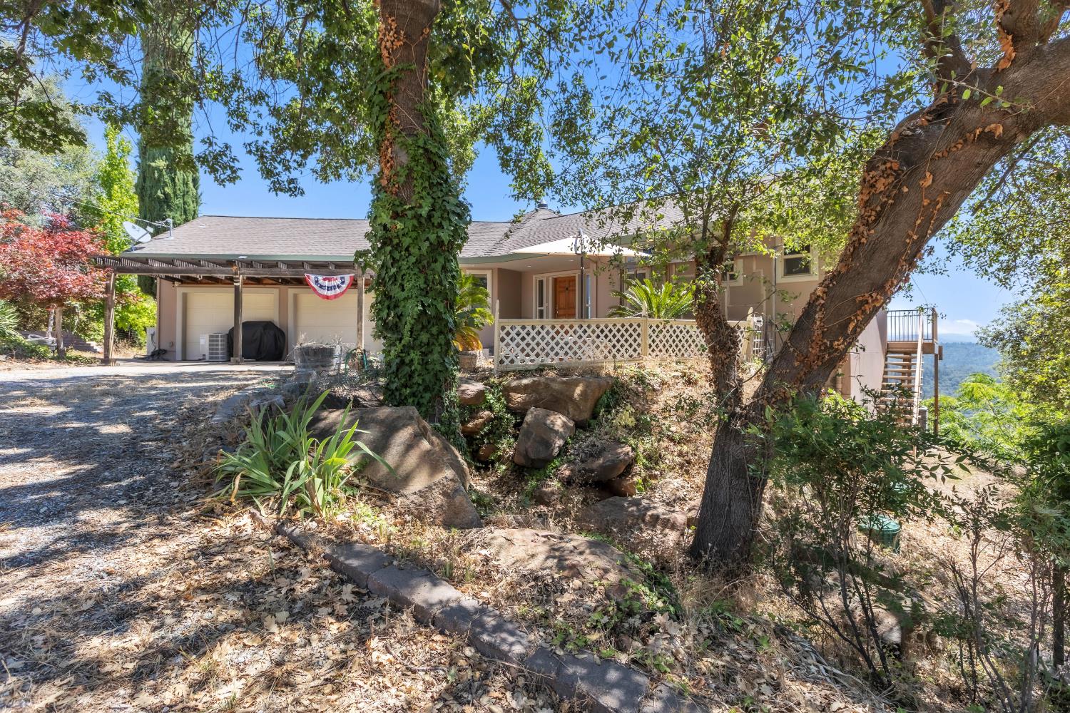 7861 Crystal Boulevard