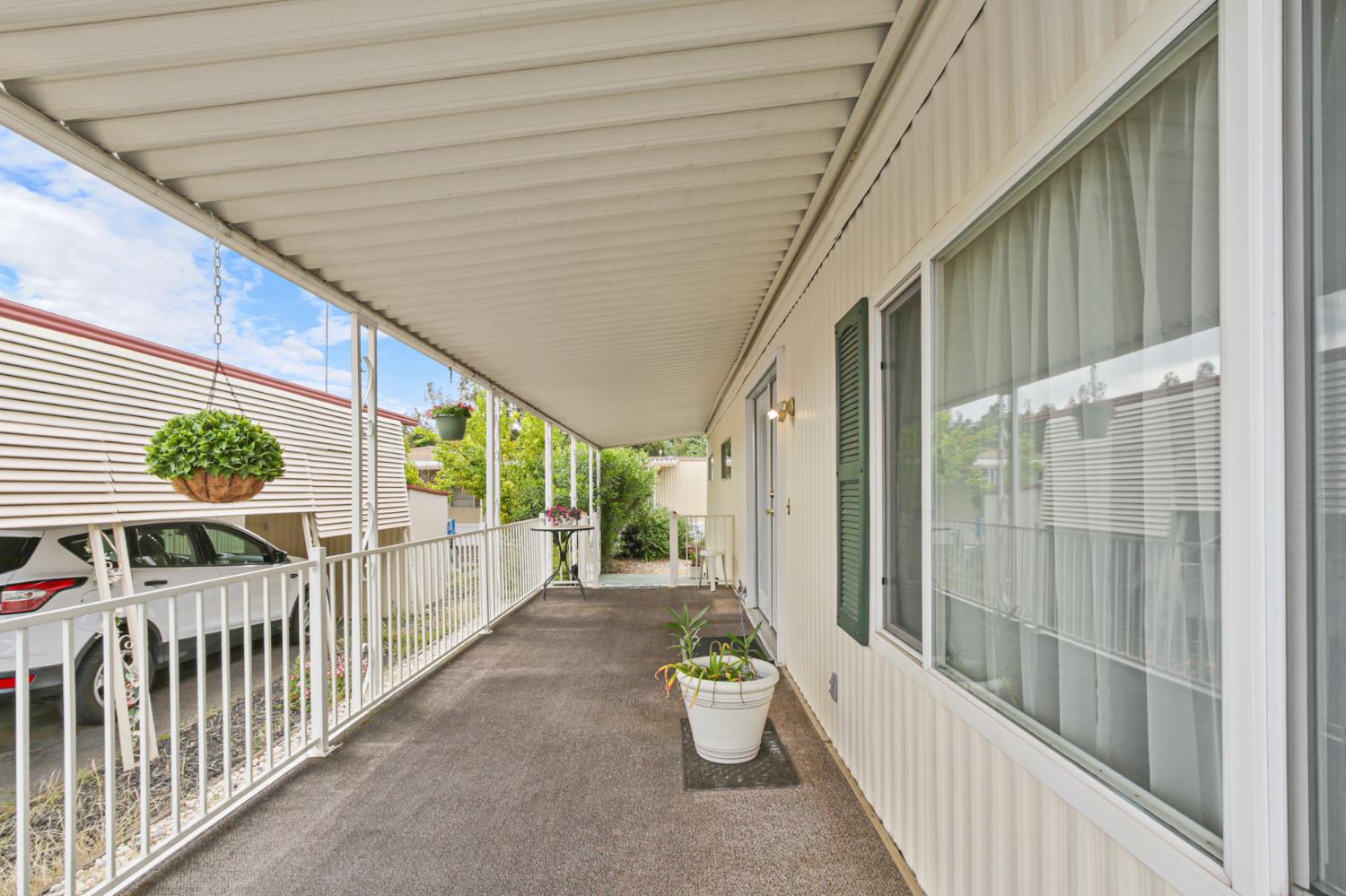 6525 Sunrise Boulevard 45