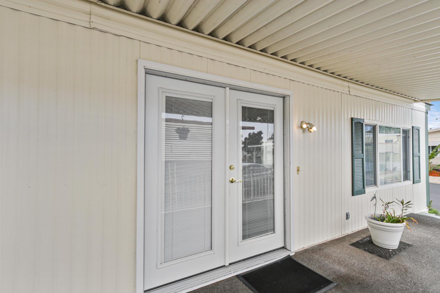 6525 Sunrise Boulevard 45