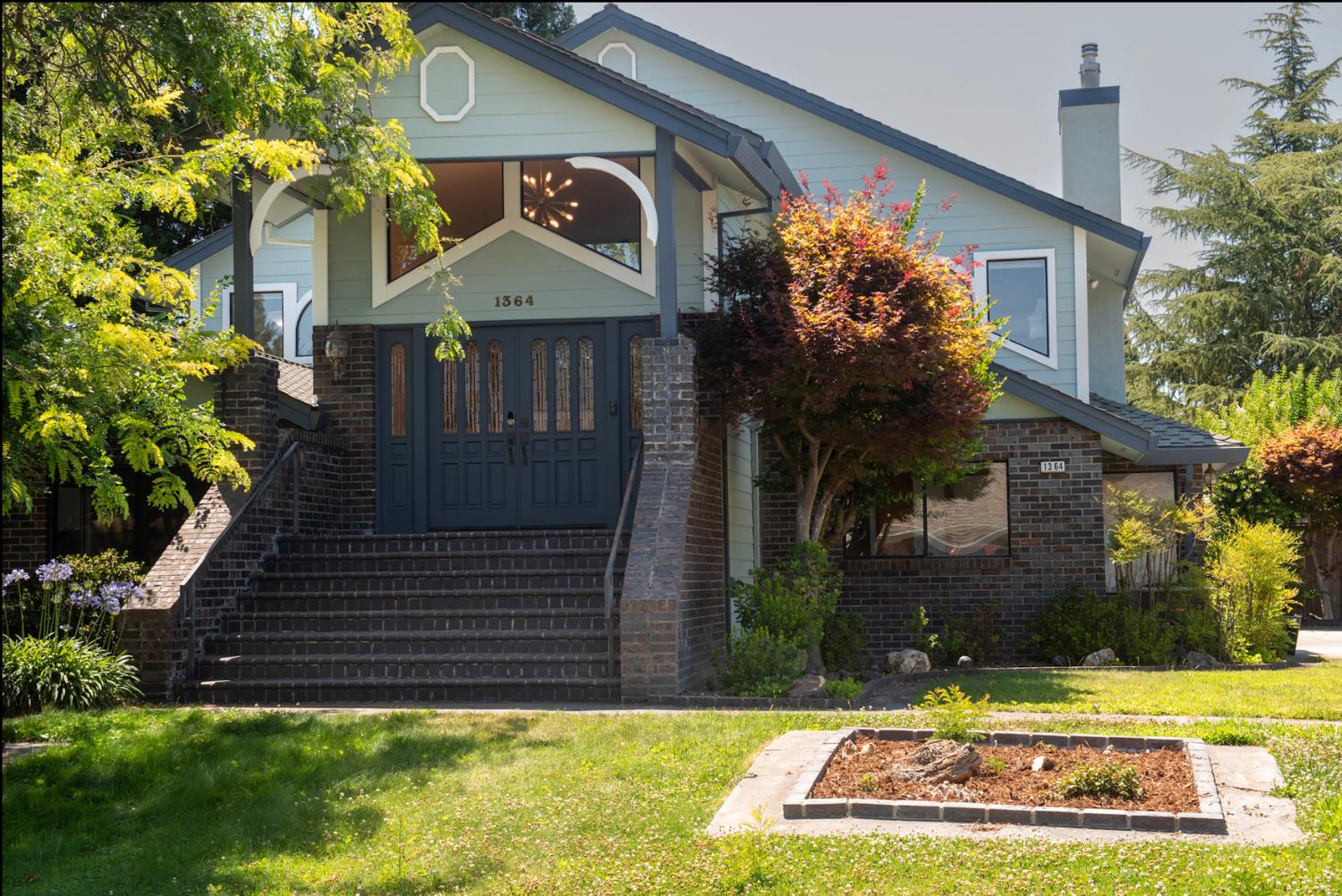 1364 Sun Tree Drive