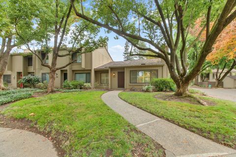 23 Adelphi Court Sacramento CA 95825