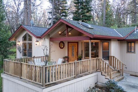 2055 Lost Spur Lane Meadow Vista CA 95722