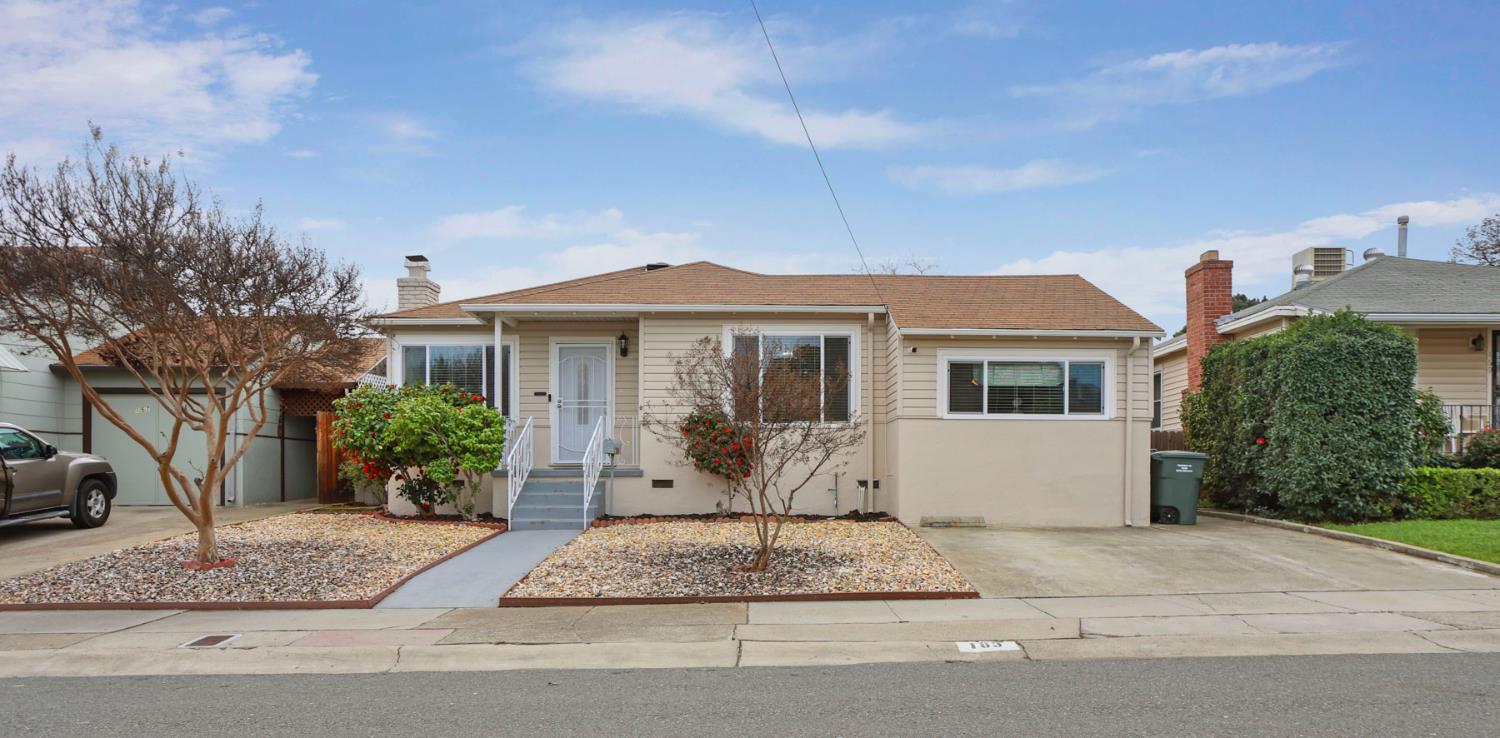 163 Hillcrest Avenue