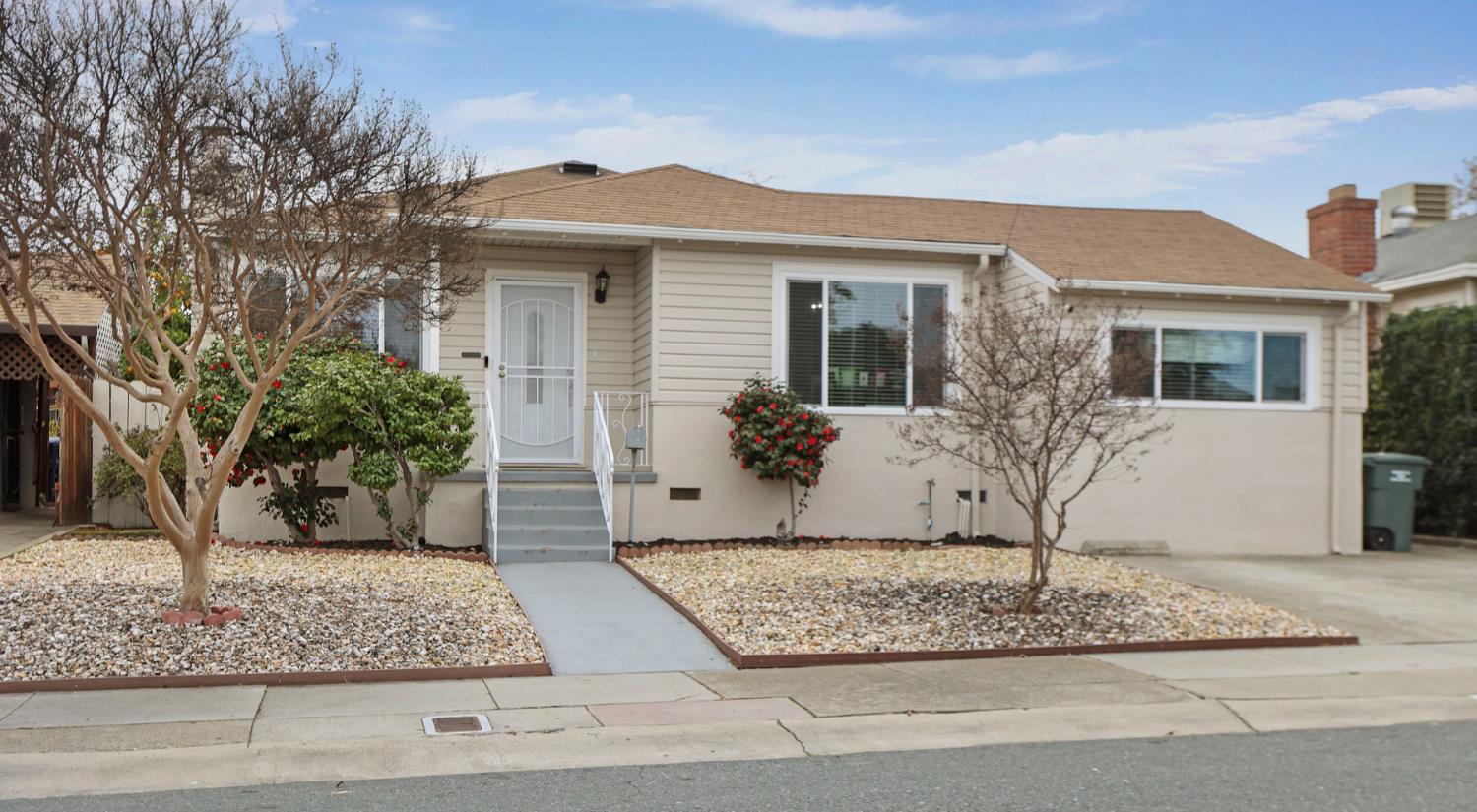 163 Hillcrest Avenue