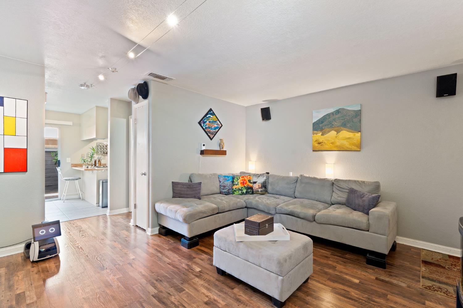 9101 Newhall Drive 43