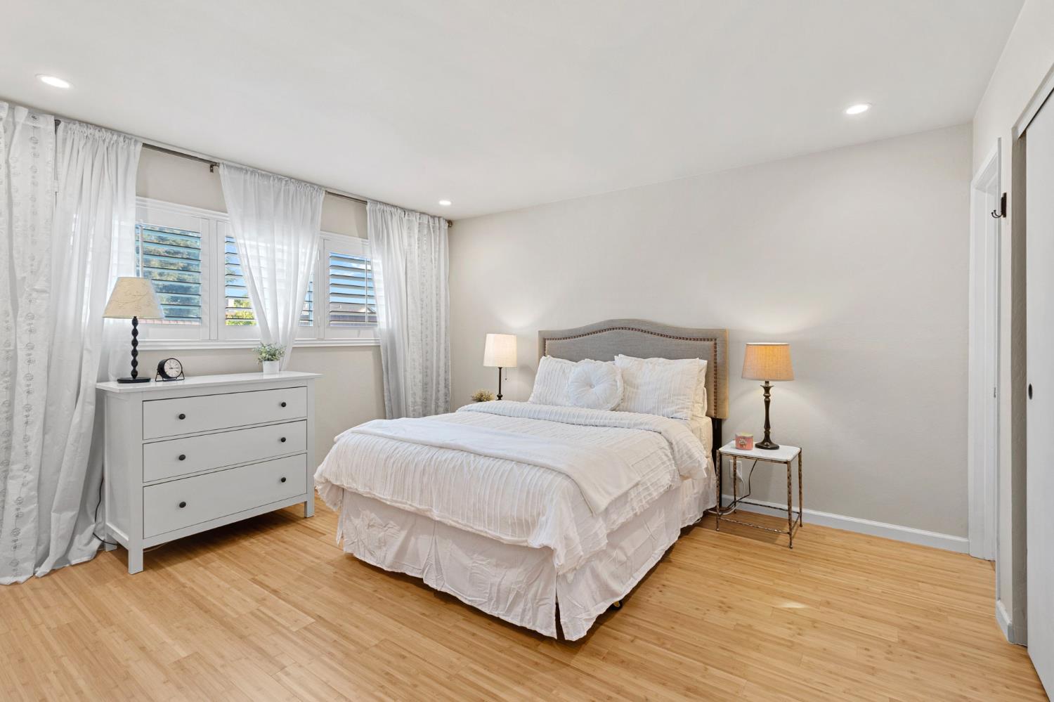 3131 Grand Lake Drive