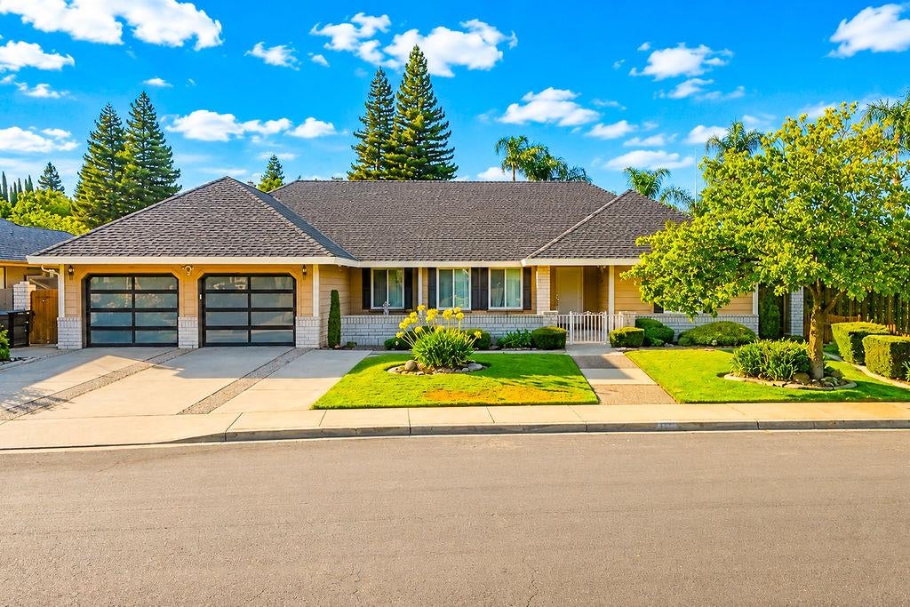 2233 Cheyenne Way - Photo 2