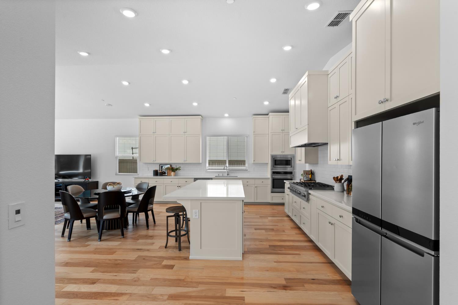 4880 Hidden Crossing Circle