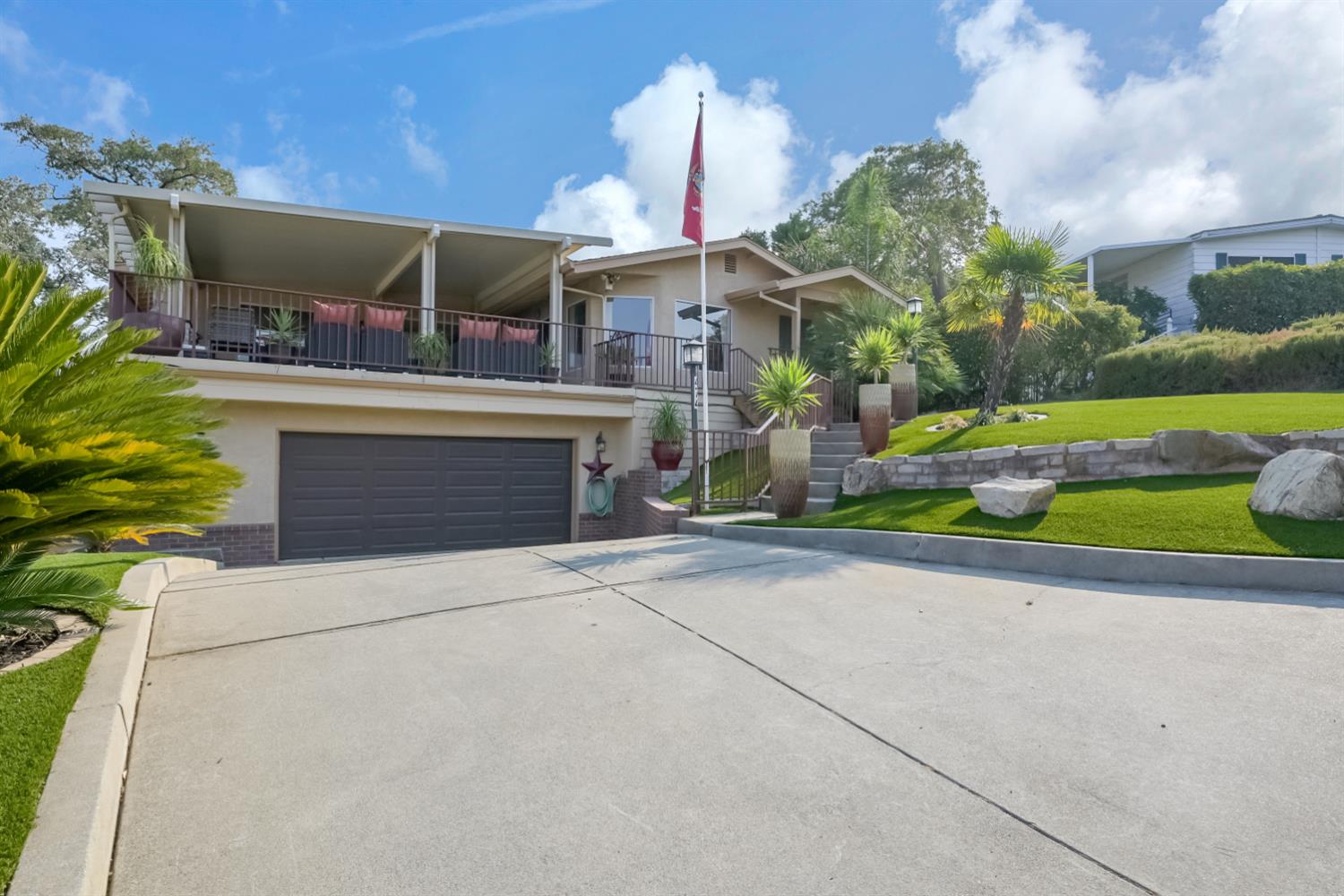 474 Lodgeview Drive