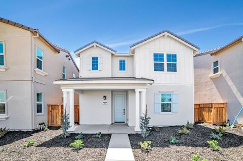 663 E Diaz Lane Mountain House CA 95391