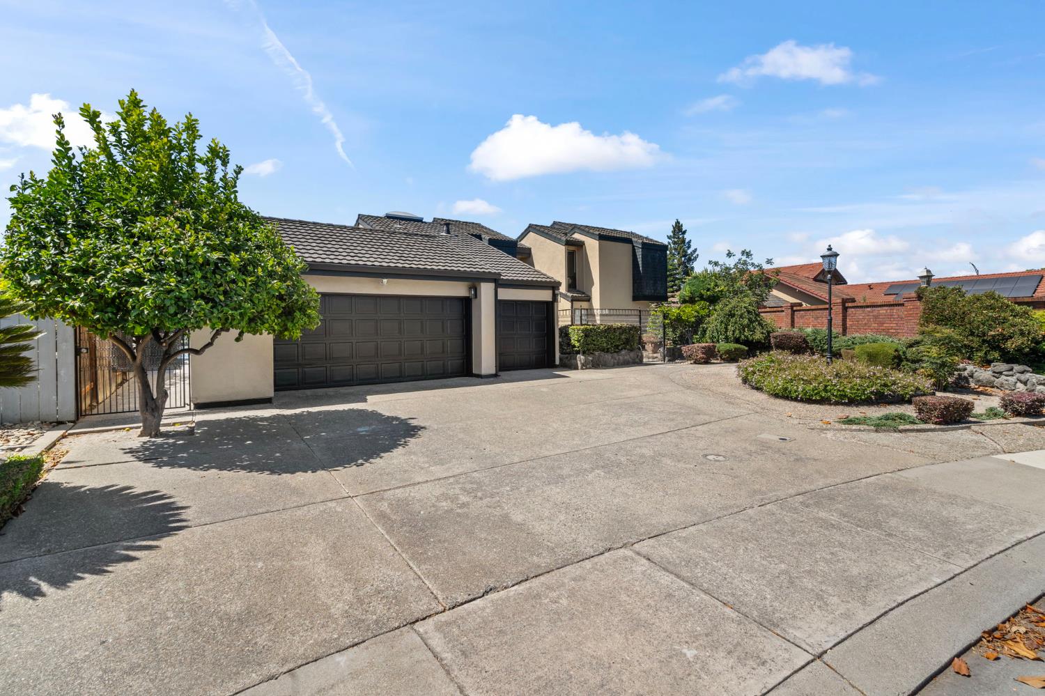 4456 Mallard Creek Circle