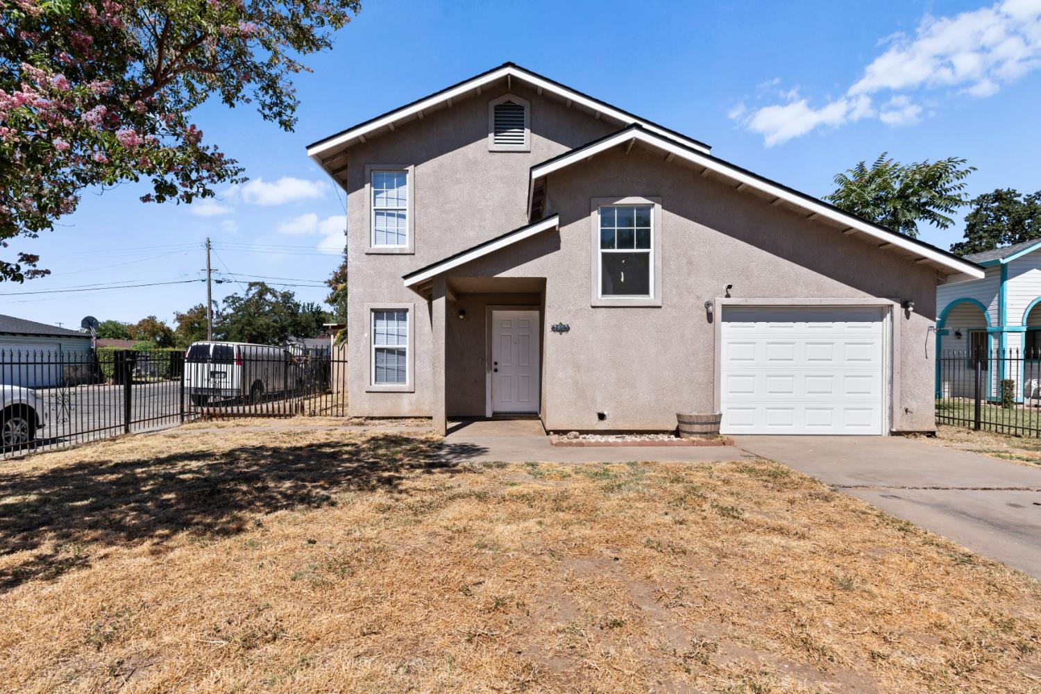 3901 Clay Street