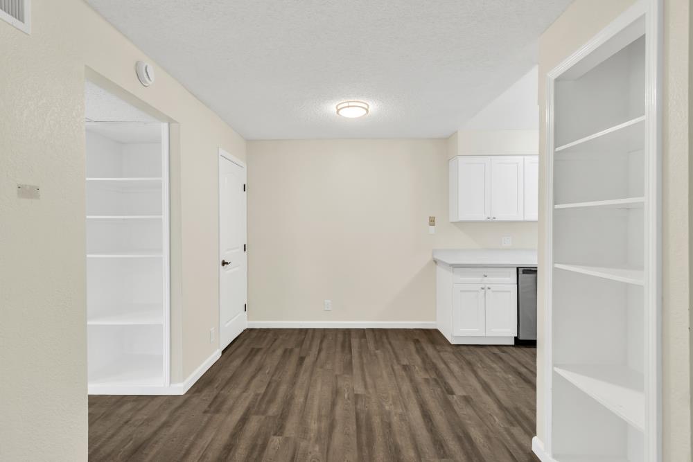 6400 E 66th 21