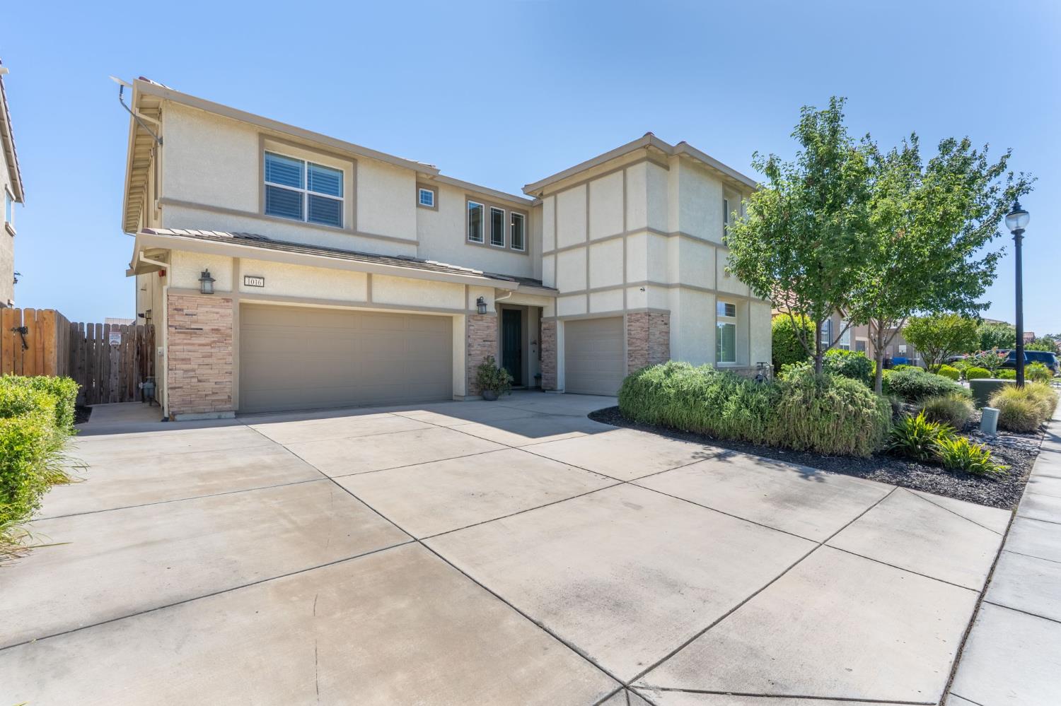 1016 Lavender Street