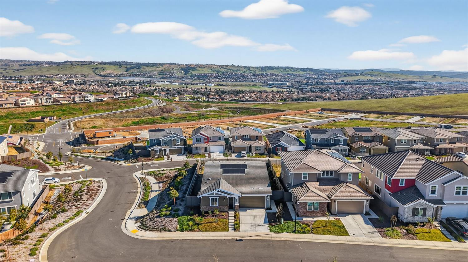 3382 Trumpet Vine Drive