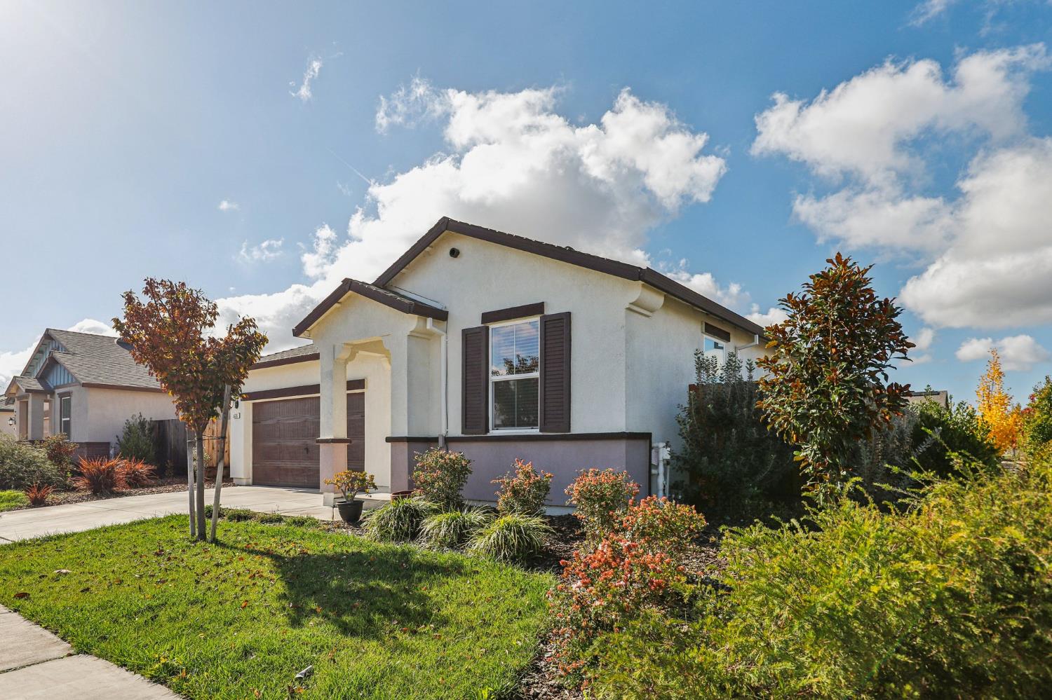 5626 Sunhaven Street