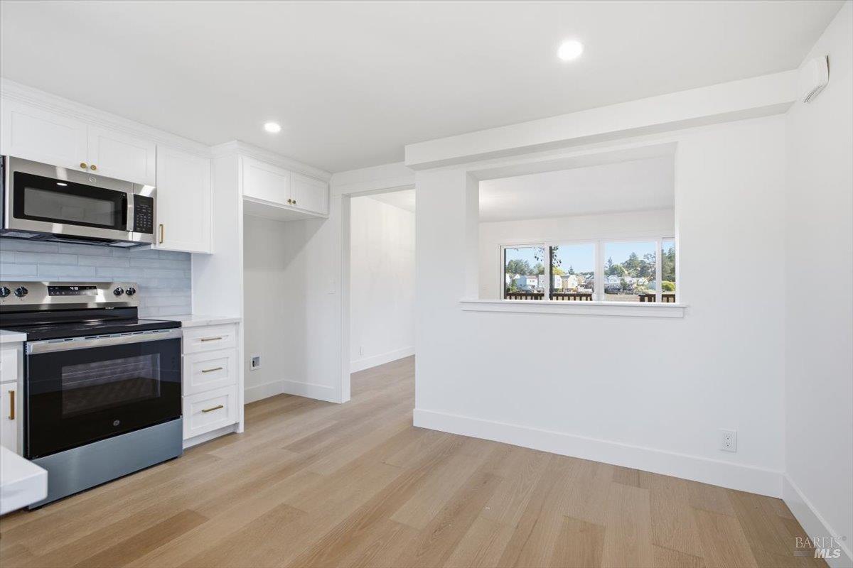 2569 Topaz Drive