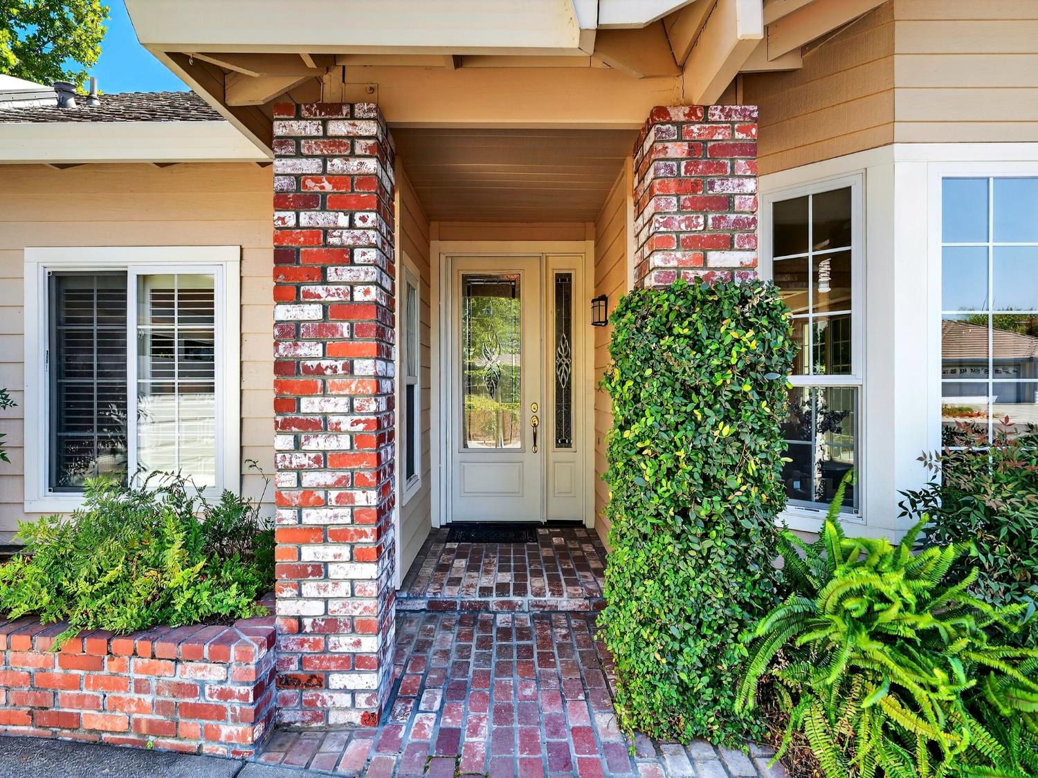 704 Kestrel Place
