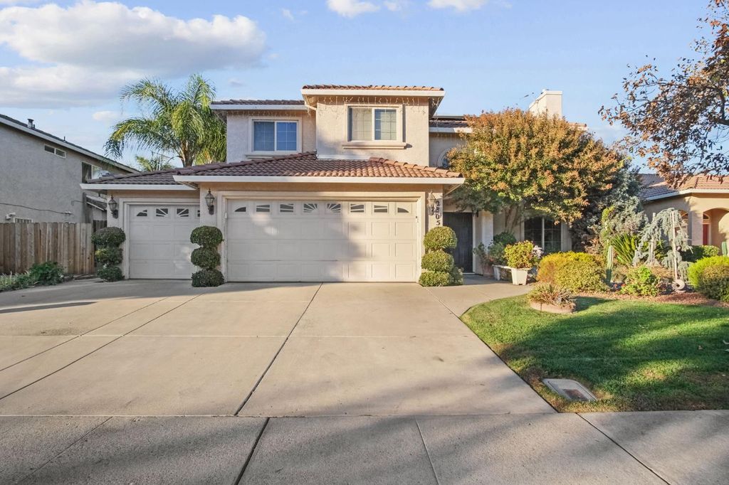 Photo of 2805 Medinah Way, Modesto, CA 95355 (MLS # 225141725)