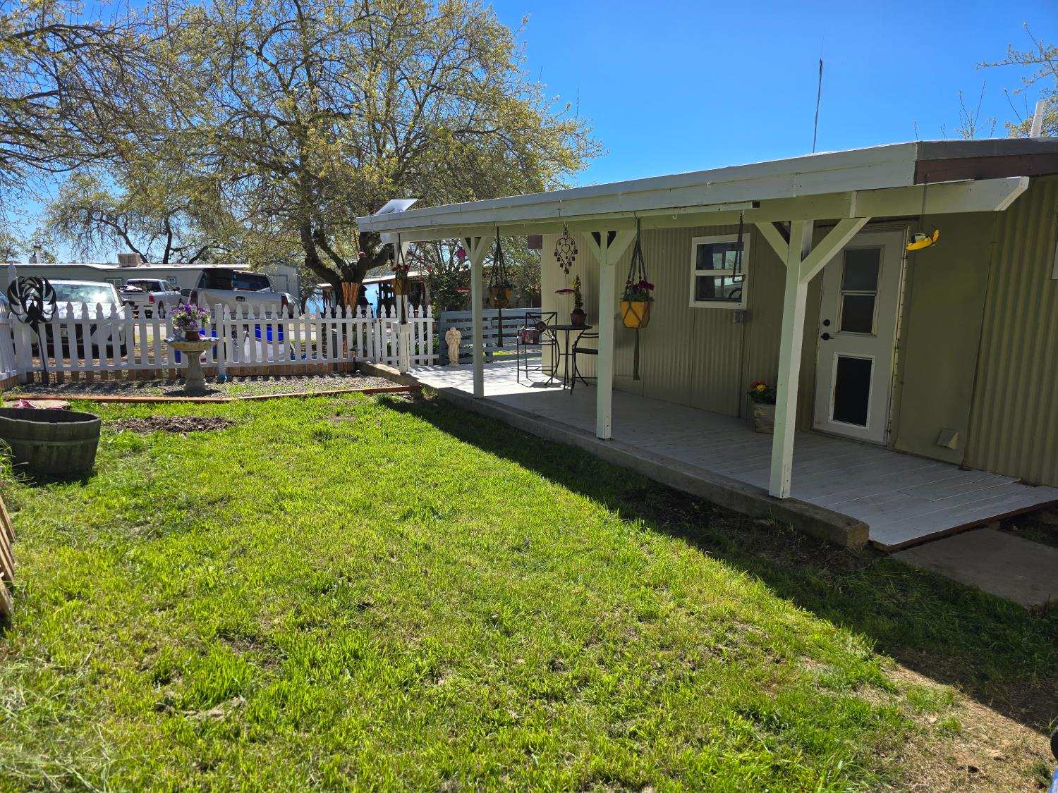 2000 Camanche Road 92
