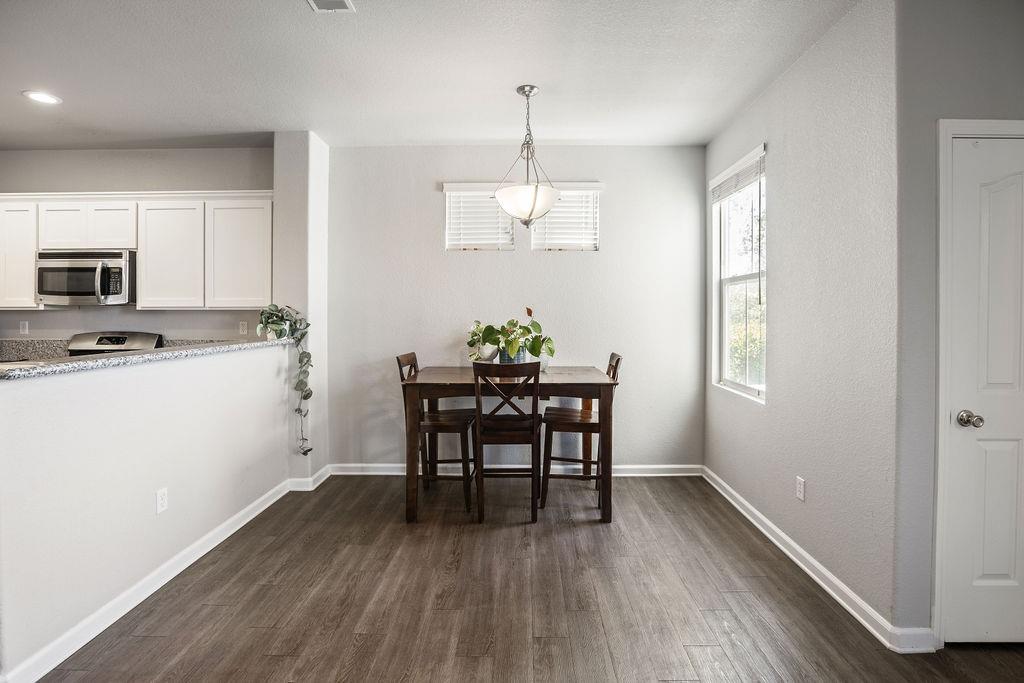 1104 Esplanade Circle