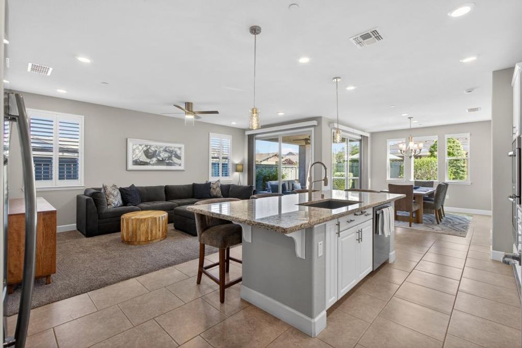 Photo of 7003 De La Vina Drive, El Dorado Hills, CA 95762 (MLS # 226032660)