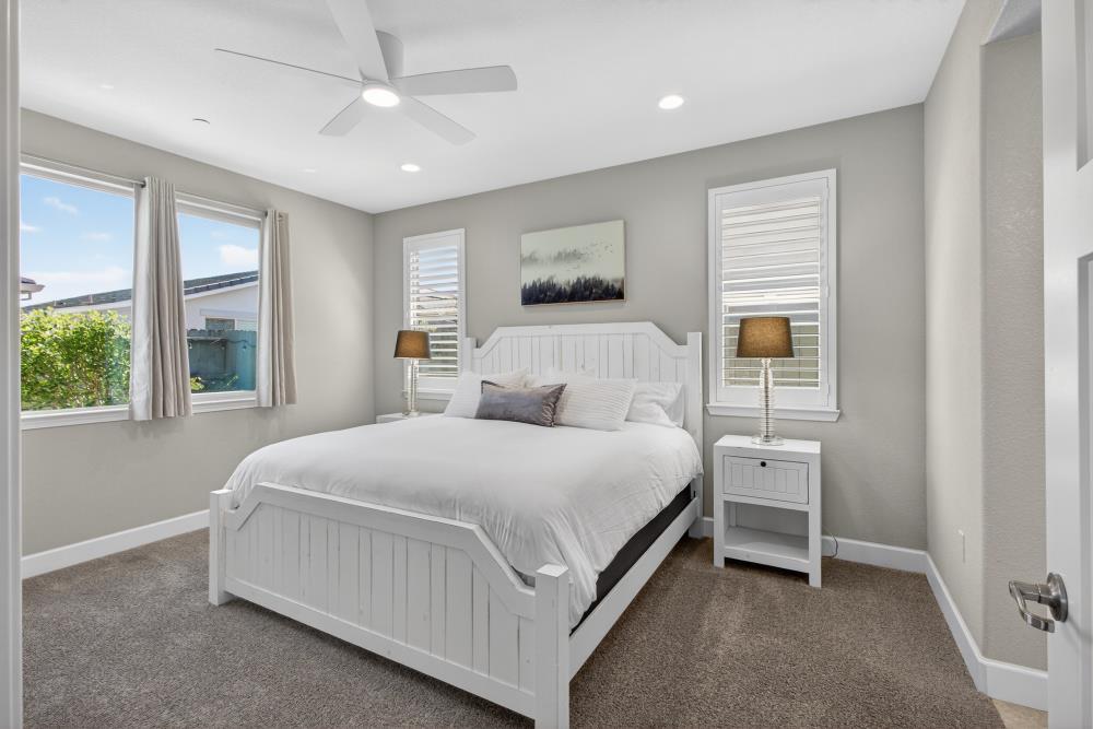 7003 De La Vina Drive