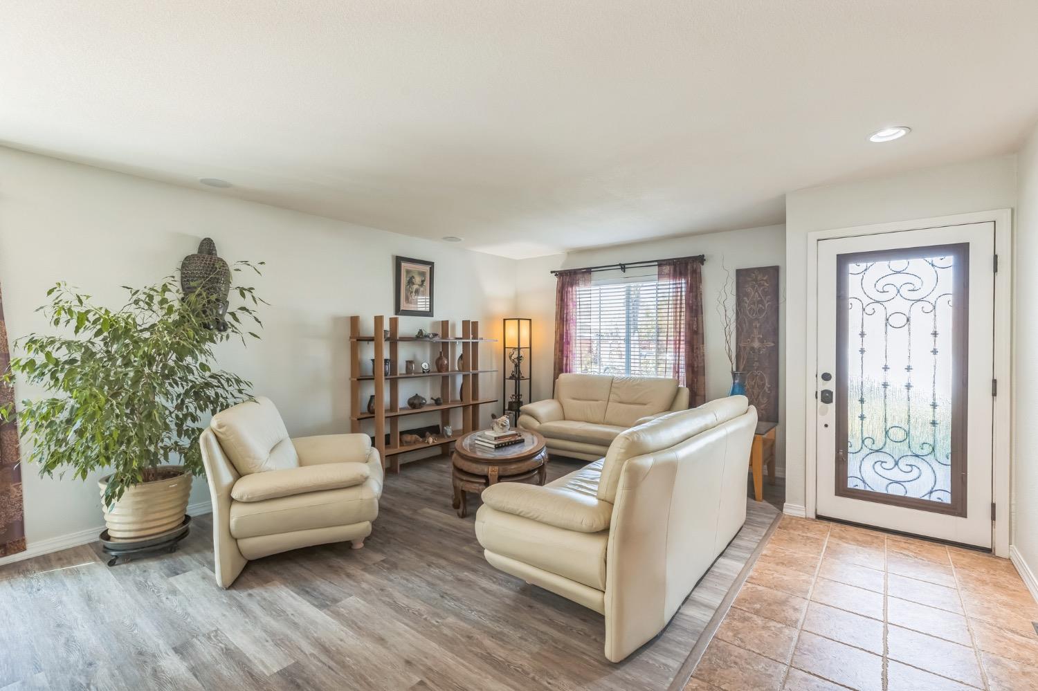 2485 Starling Lane