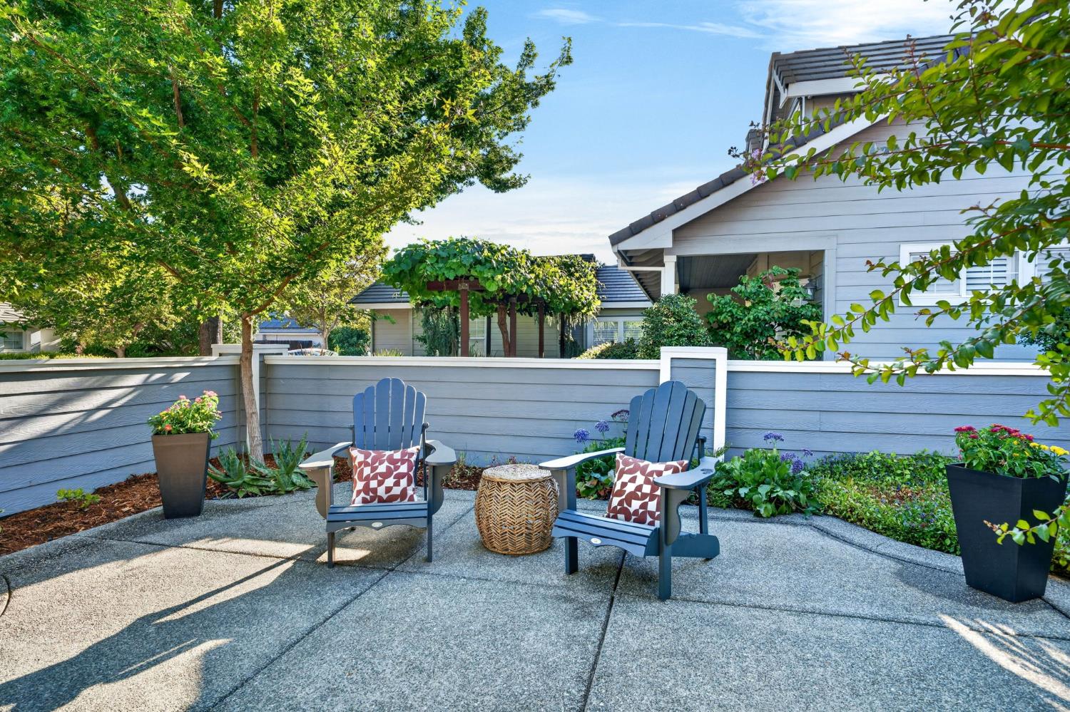 4237 Dogwood Place