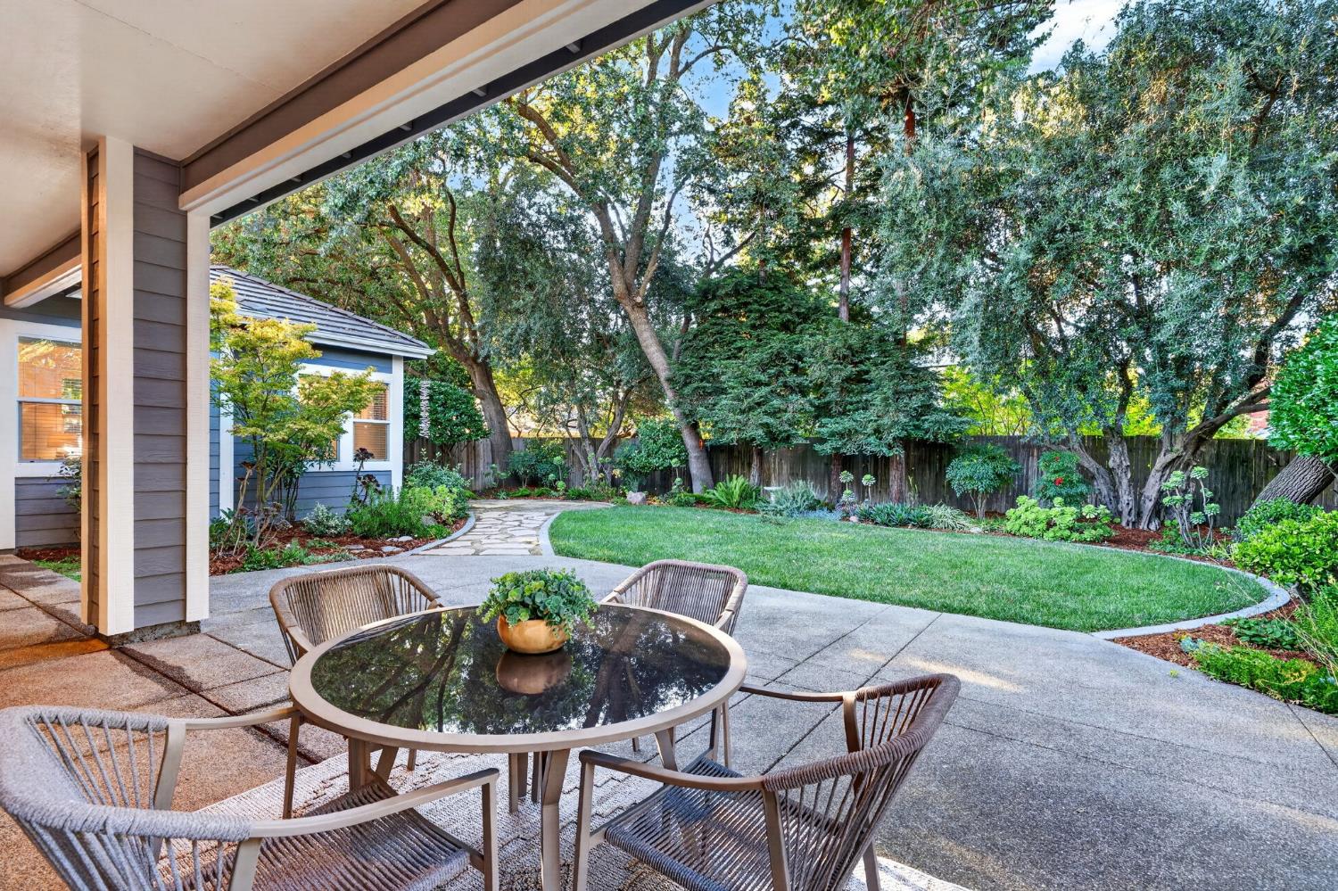 4237 Dogwood Place