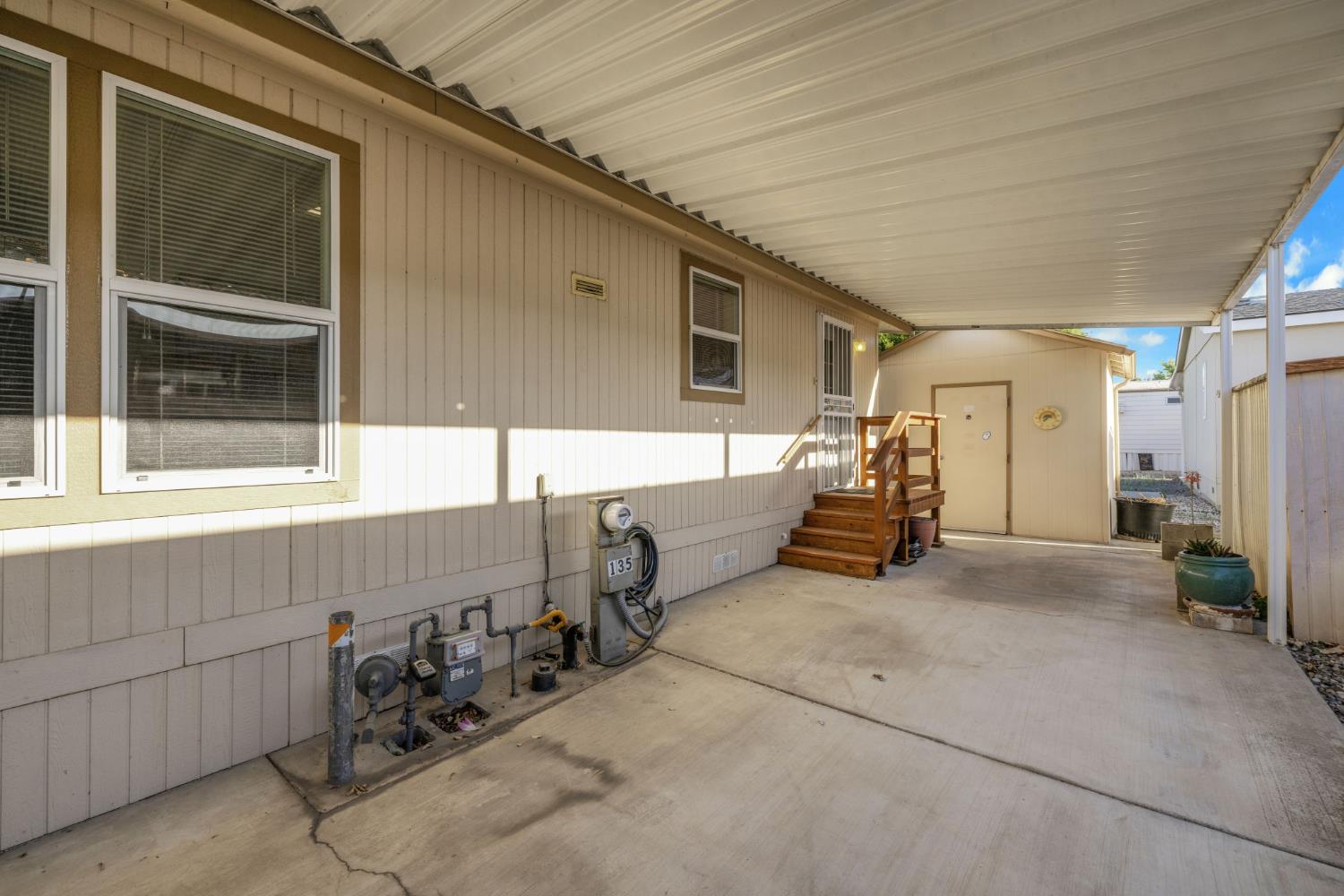 8665 Florin Road 135