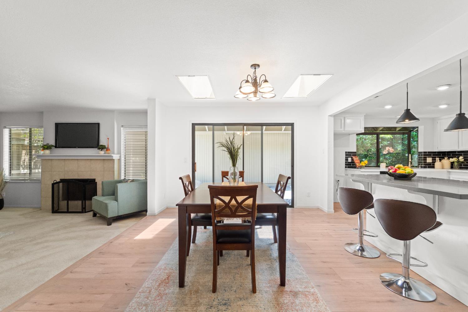 2042 University Park Drive
