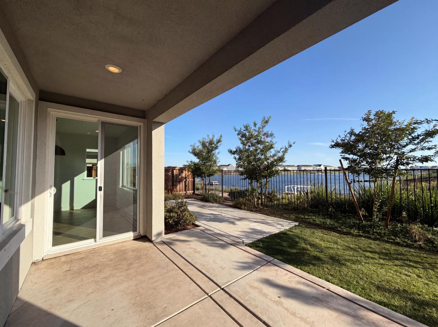 2743 Irish Meadow Way