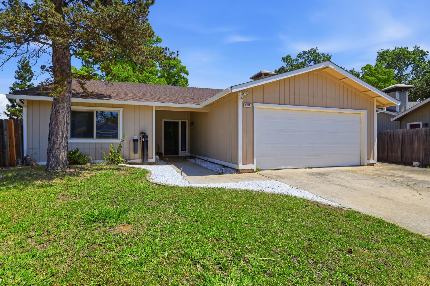 8238 Ferncreek Court