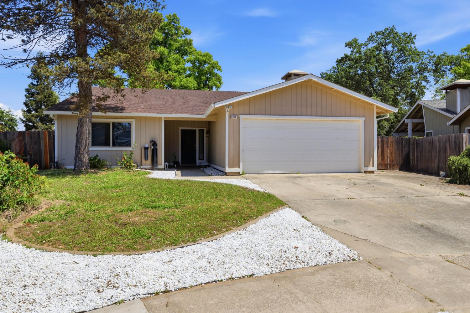 8238 Ferncreek Court