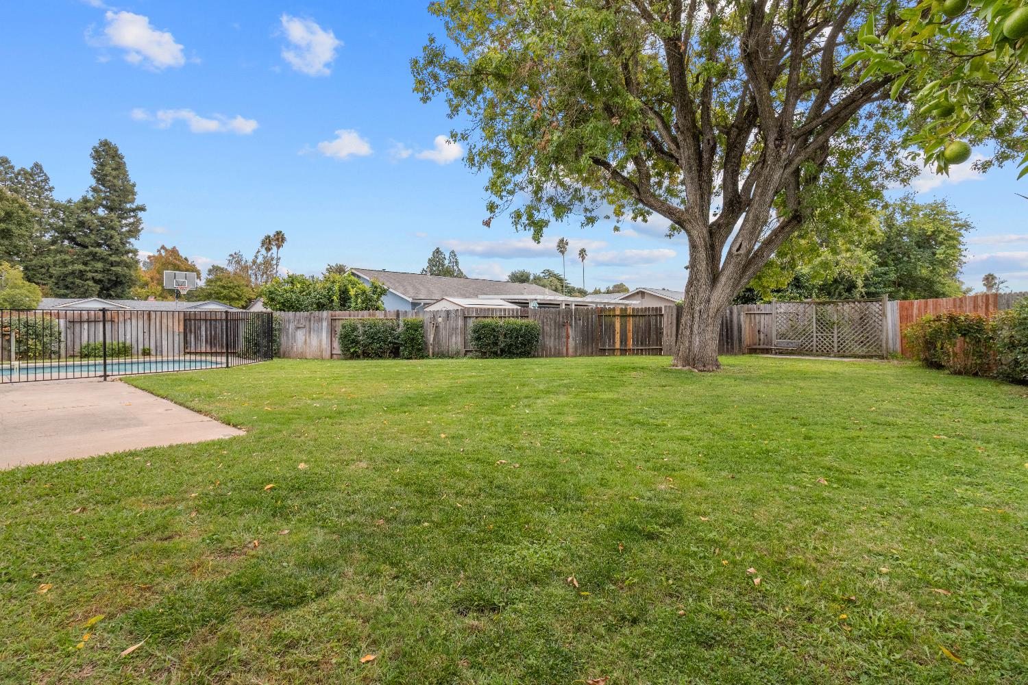 2570 Warrego Way