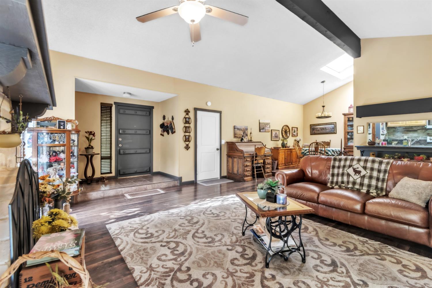 7702 SOUTHCLIFF Drive