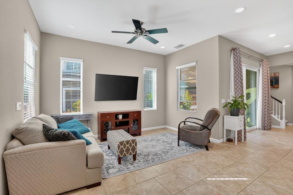 Photo of 4207 Adriatic Sea Way, Sacramento, CA 95834 (MLS # 226032550)