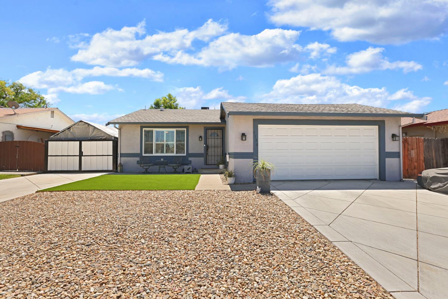 1180 Rusher Street
