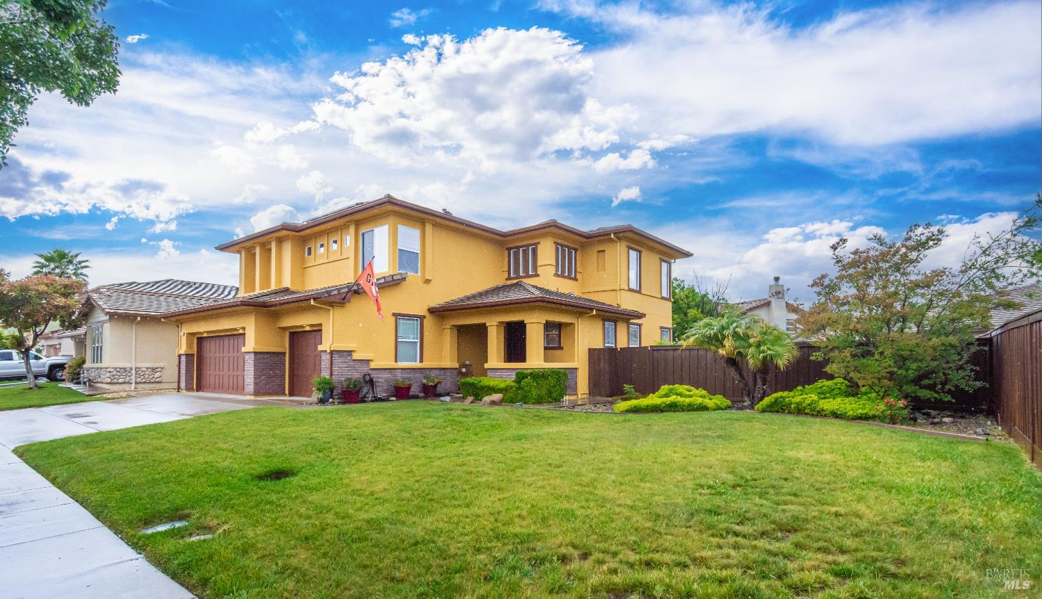 740 Emerald Hills Circle