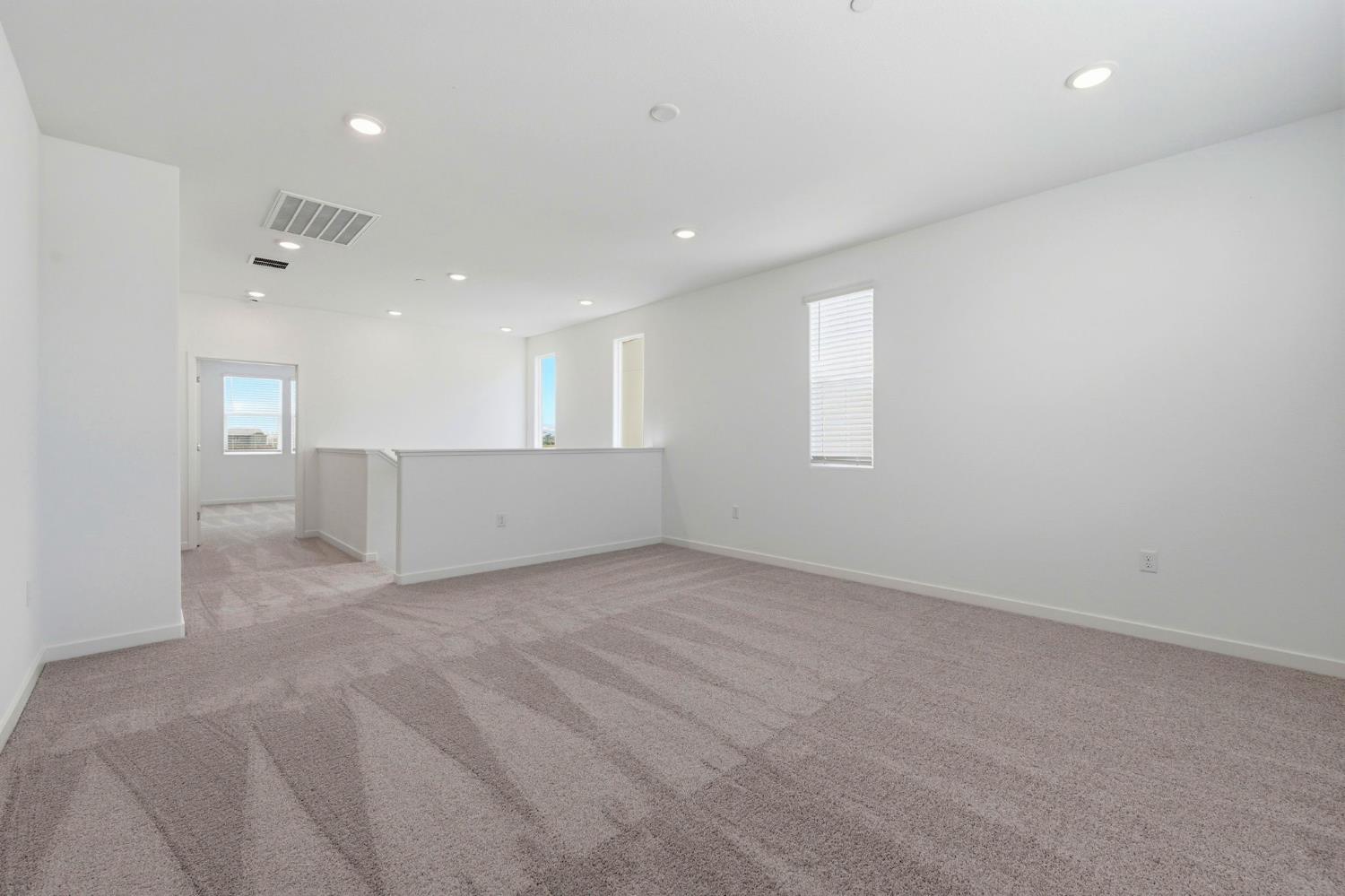 1240 N Robiolo Lane