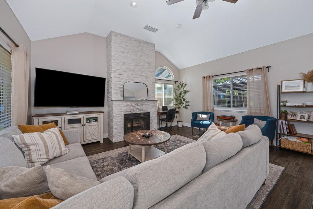 1010 Baquera Court