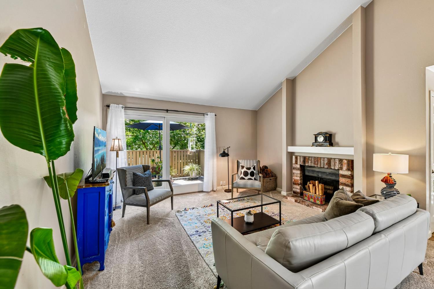 2280 Hurley Way 48
