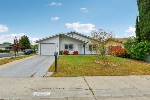 8751 Torrey Way Elk Grove CA 95624