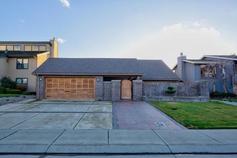 6213 Embarcadero Drive Stockton CA 95219